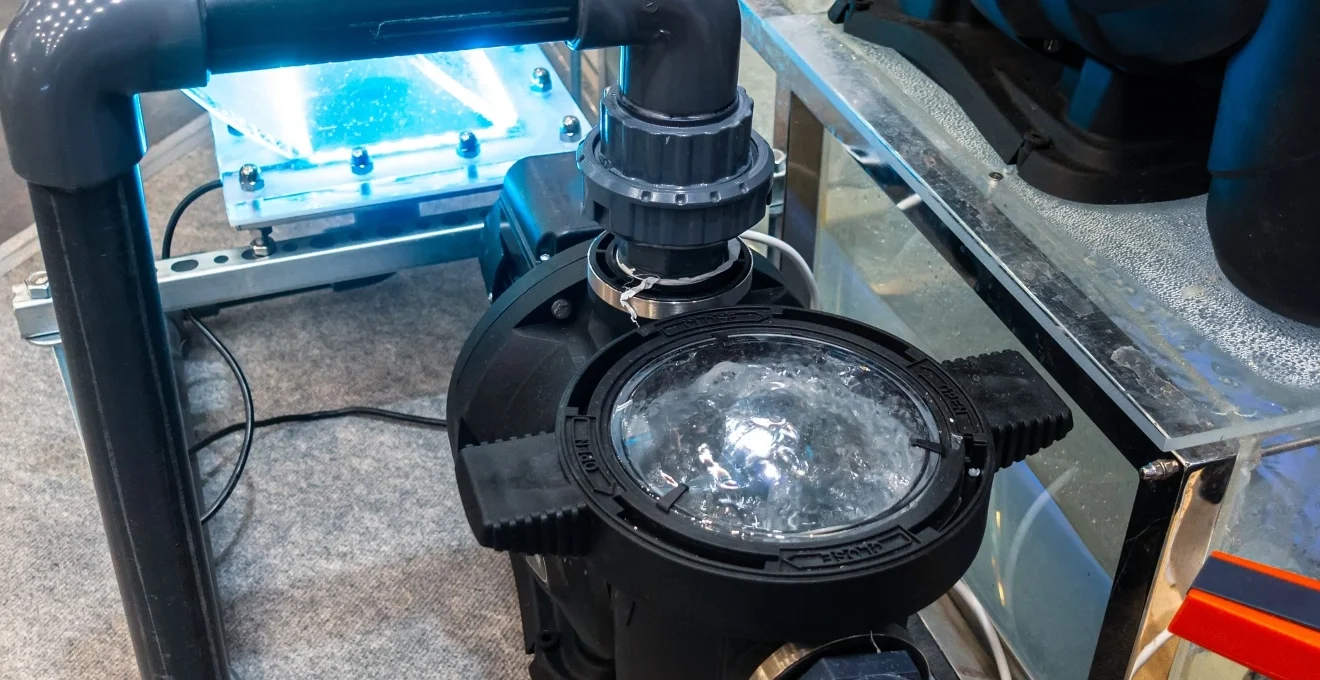 comment-proteger-la-pompe-de-piscine-contre-le-gel-en-hiver